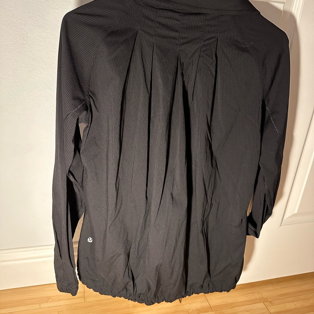 Lululemon jacket - Picture 2 of 3